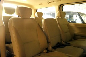 Hyundai H1 capacidad máxima para 6 pasajeros + equipaje