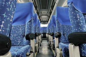 Minibús Yutong ZK6831HE con capacidad máxima para 31 pasajeros