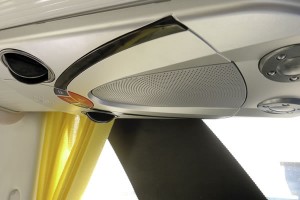 Minibús Yutong ZK6831HE con capacidad máxima para 31 pasajeros